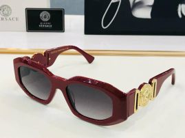 Picture of Versace Sunglasses _SKUfw55116518fw